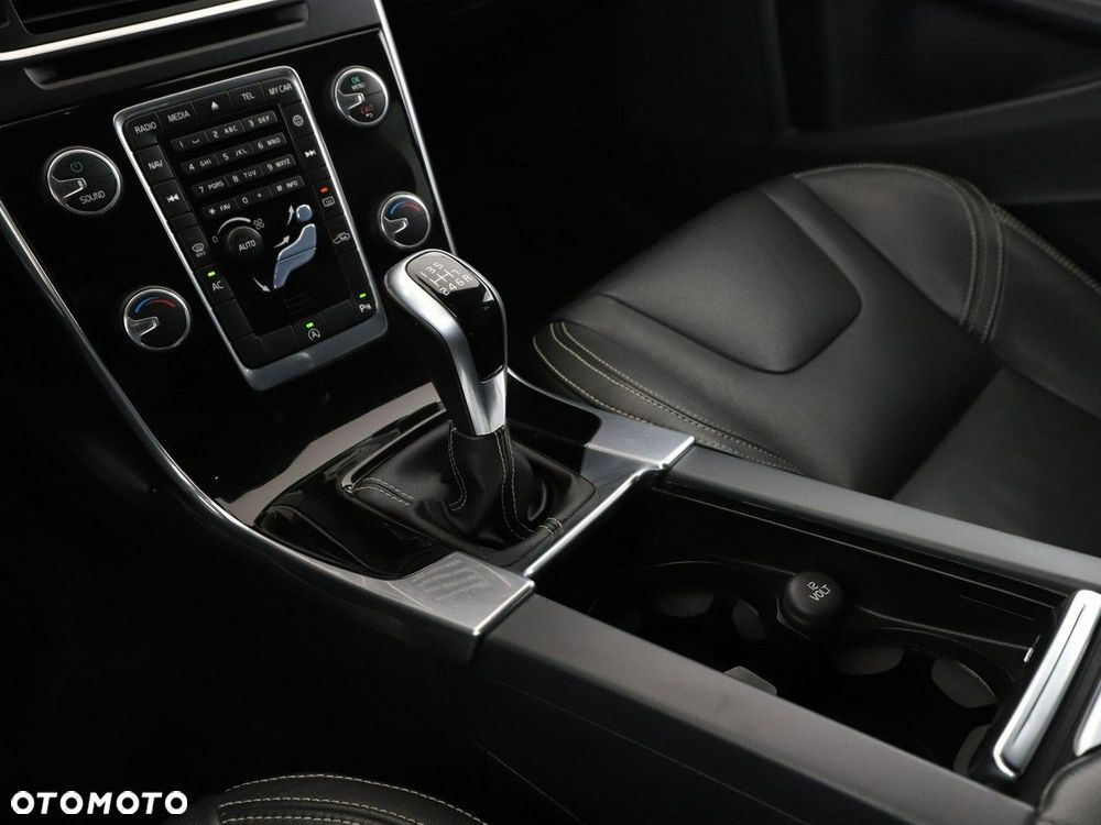 Volvo V60 D2 Drive-E Dynamic Edition (Momentum) - 28