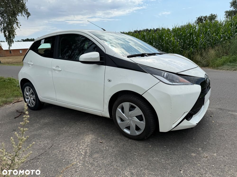 Toyota Aygo 1.0 VVT-i JBL Edition - 32