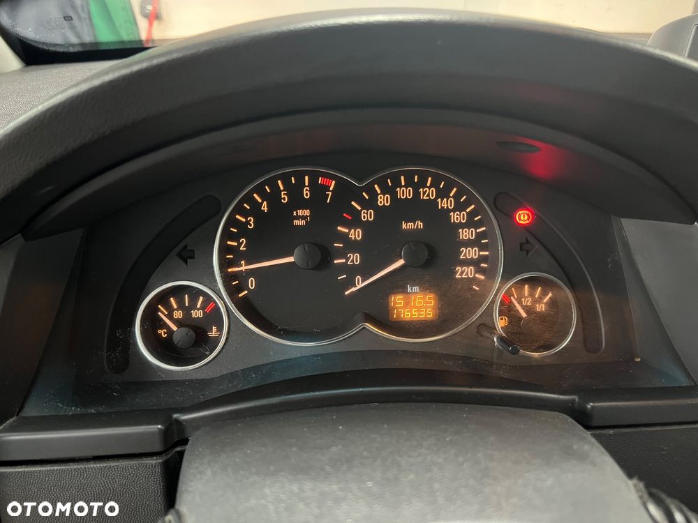 Opel Meriva - 11