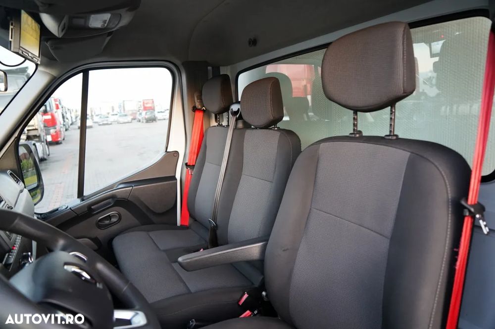 Renault MASTER / CONTAINER / LIFT - 750 KG / MTA: 3500 KG / 2023 / - 25