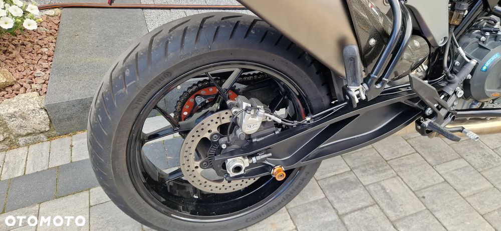 KTM Duke 790 - 9