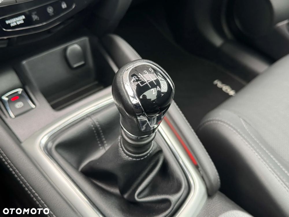 Nissan Qashqai 1.2 DIG-T Tekna EU6 - 28