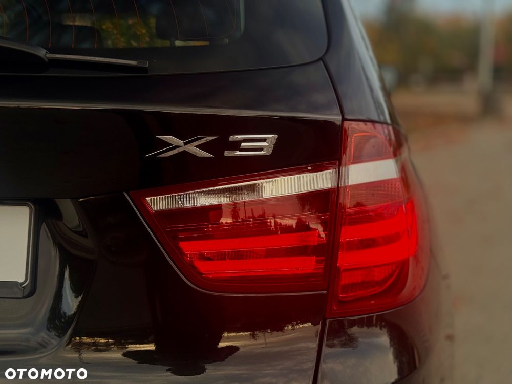BMW X3 xDrive20d - 16