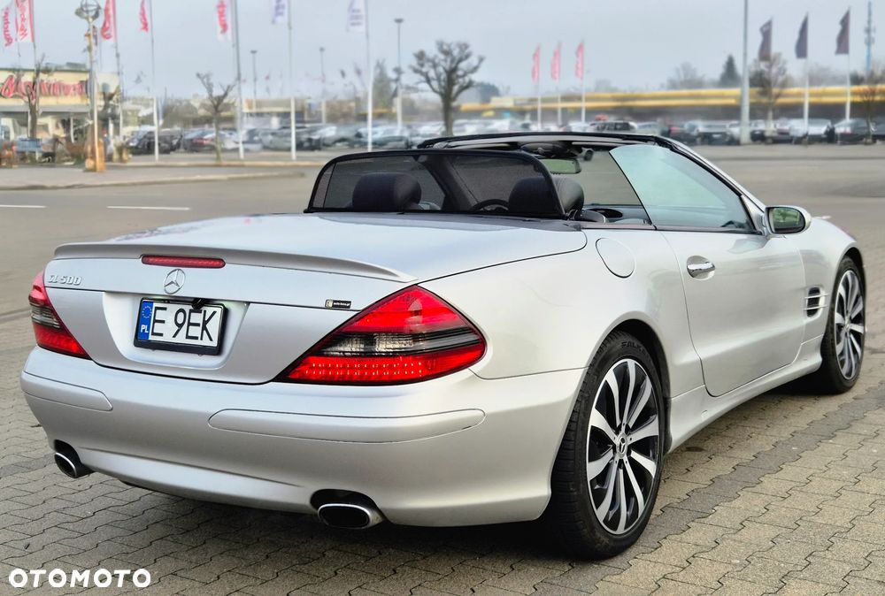 Mercedes-Benz SL - 10
