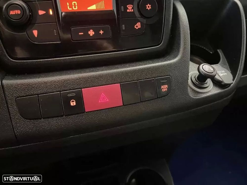 Fiat ducato ducato maxi 2.3 6 lugares - 25