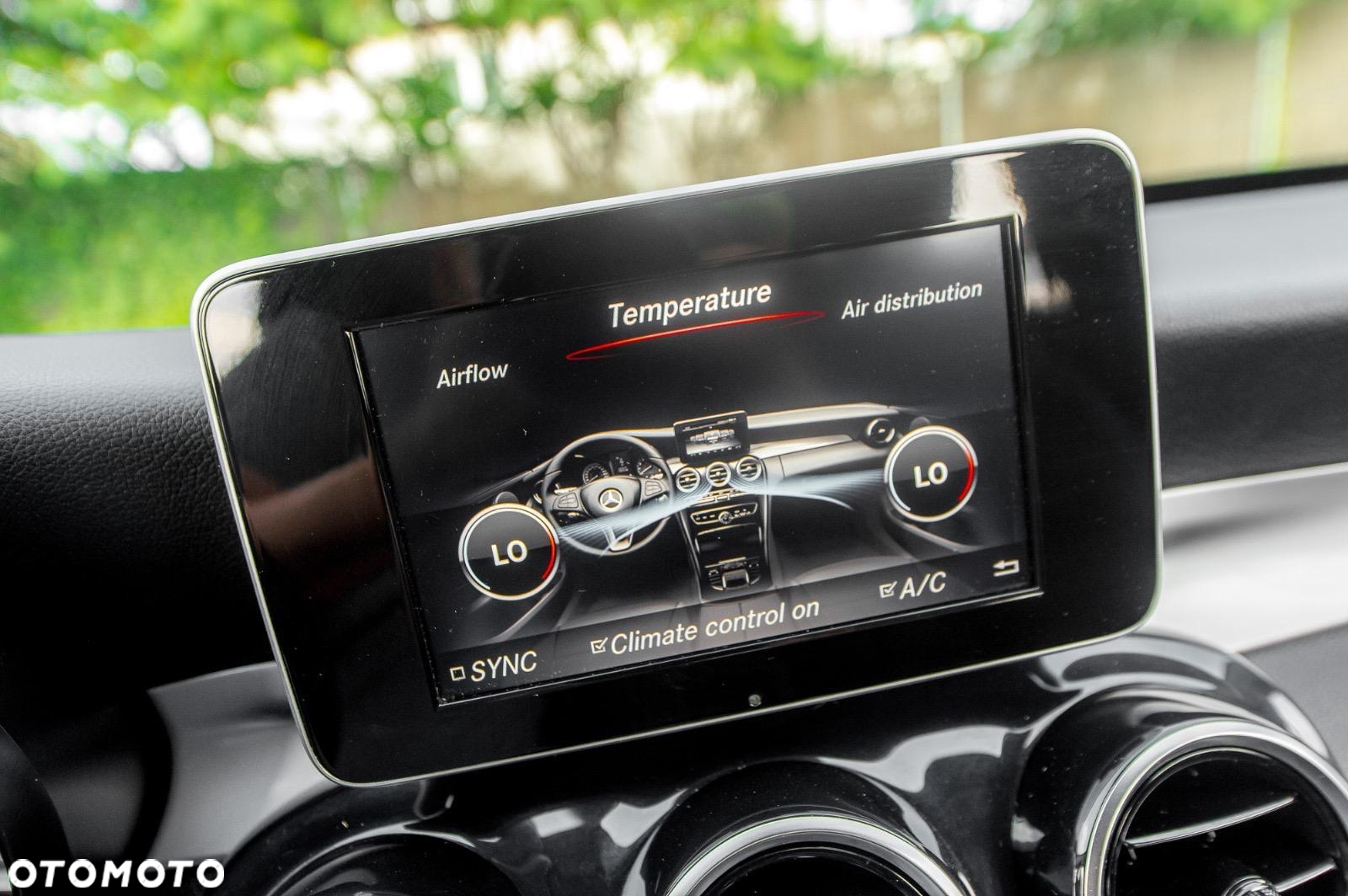 Mercedes-Benz Klasa C 220 d 4-Matic 9G-TRONIC - 23