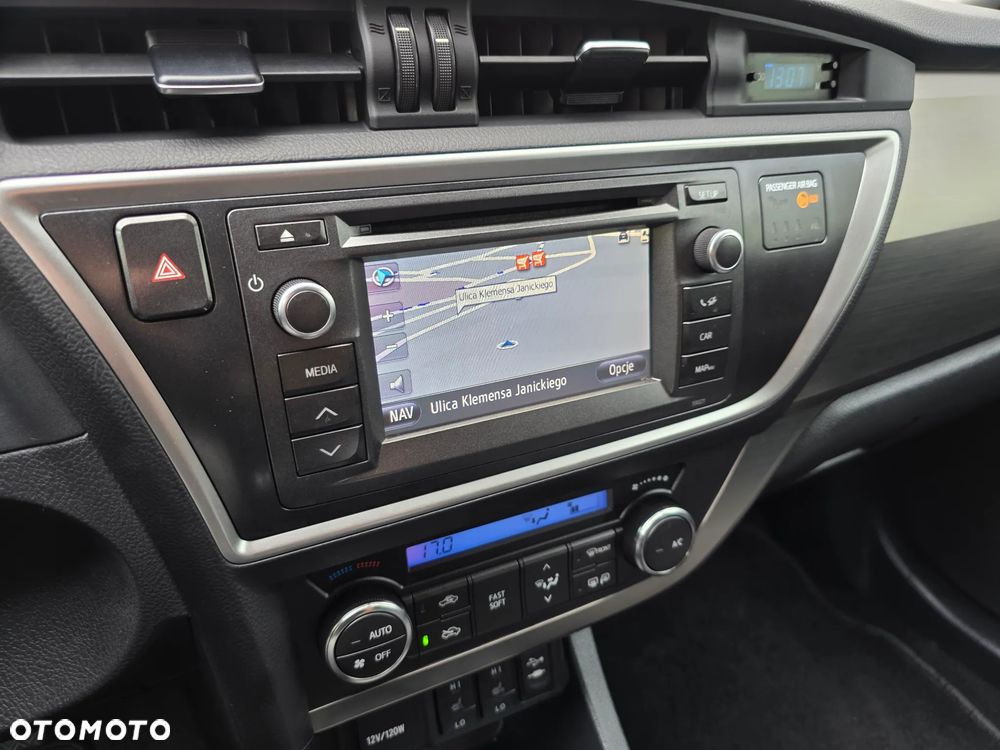 Toyota Auris - 34