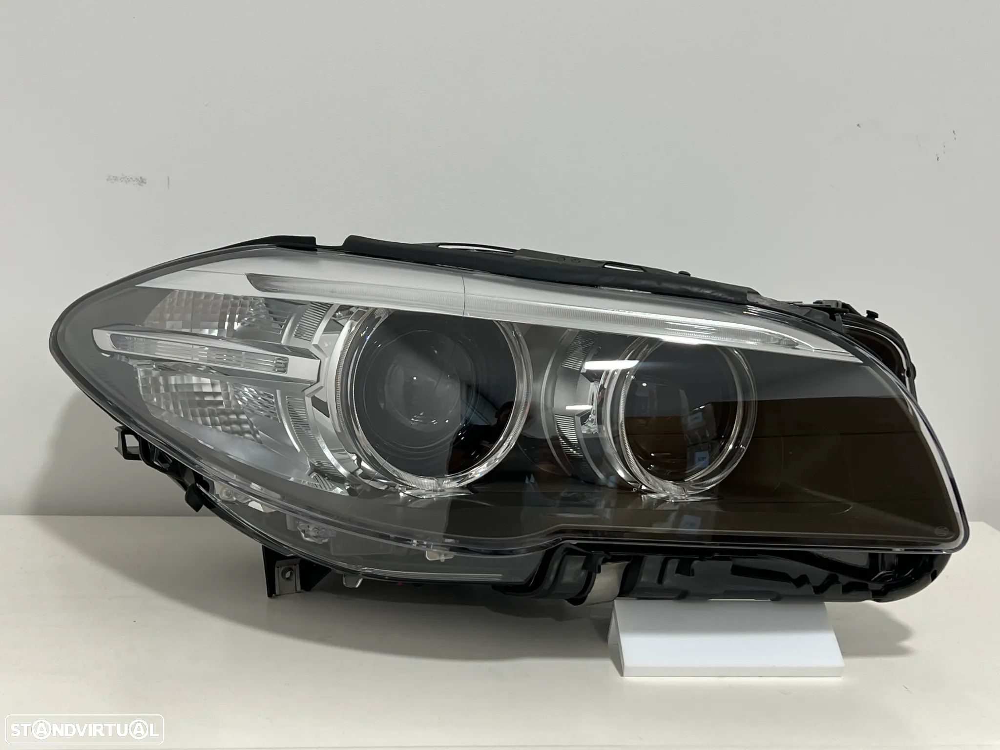 Farol Otica BMW Serie 5 F10/F11 Original Direito - 1
