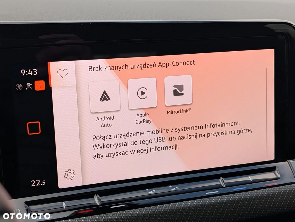 Volkswagen Golf 1.5 eTSI OPF DSG R-Line - 18