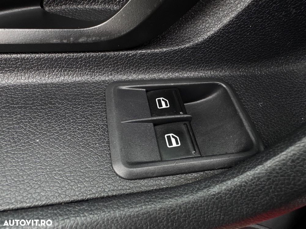 Skoda Fabia 1.2 TSI Ambiente DSG - 12