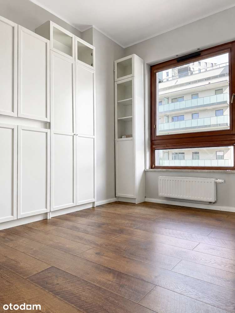 Starowiejska 50. Dwie sypialnie, salon z aneksem, biuro, garaż, balkon