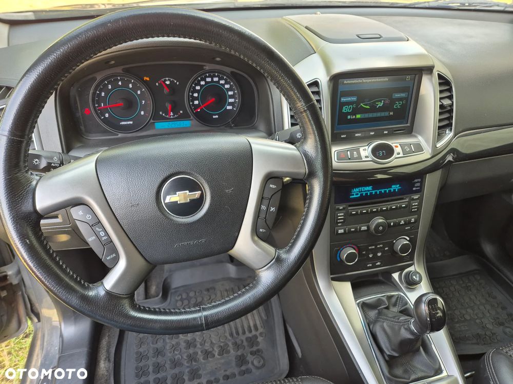 Chevrolet Captiva 2.4 2WD LT - 16