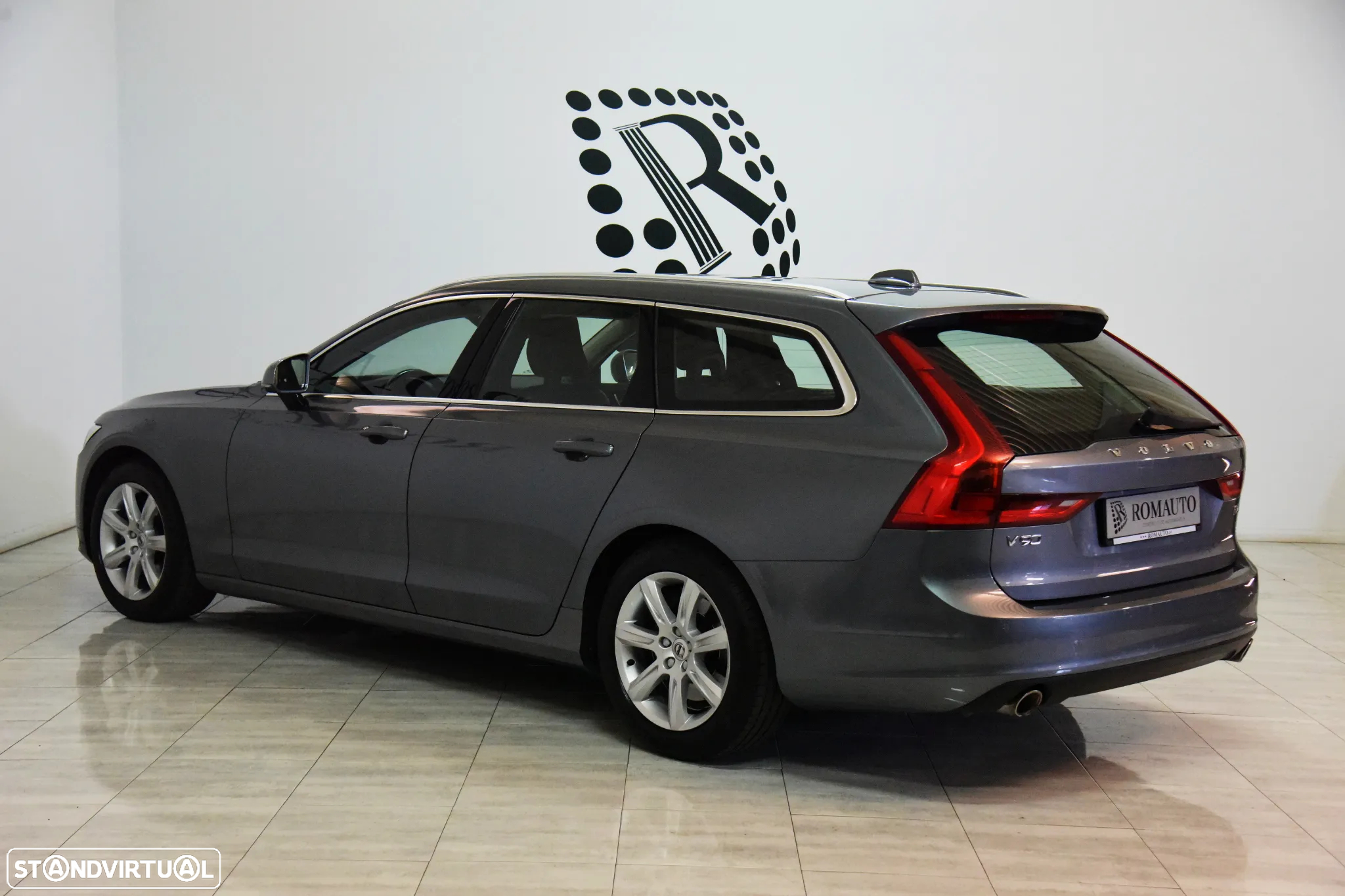 Volvo V90 2.0 D4 Momentum Geartronic - 7