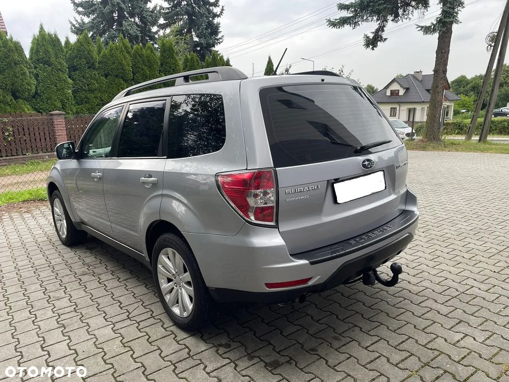 Subaru Forester 2.0X Exclusive - 30