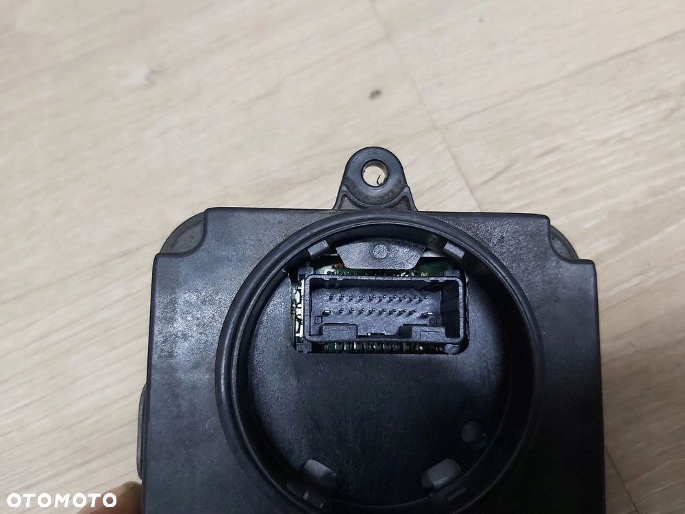 Toyota Prius IV 1,8 xw50 moduł sterownik świateł LED lampy przód - 3