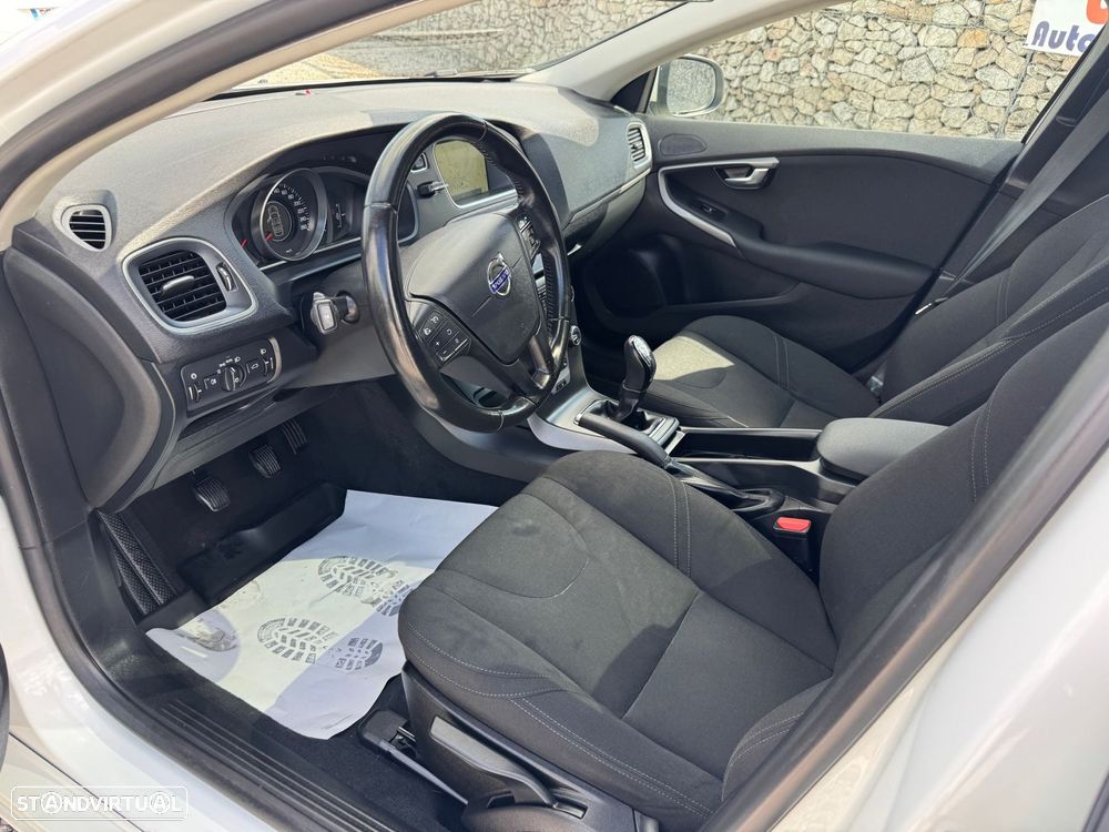 Volvo V40 1.6 D2 Kinetic - 8
