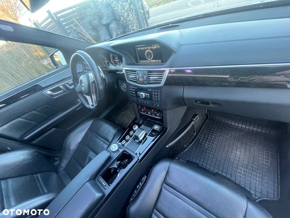 Mercedes-Benz Klasa E - 19