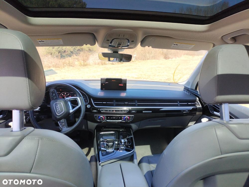 Audi Q7 - 4