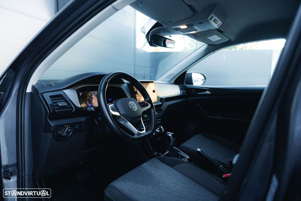 VW T-Cross 1.0 TSI Urban DSG - 28