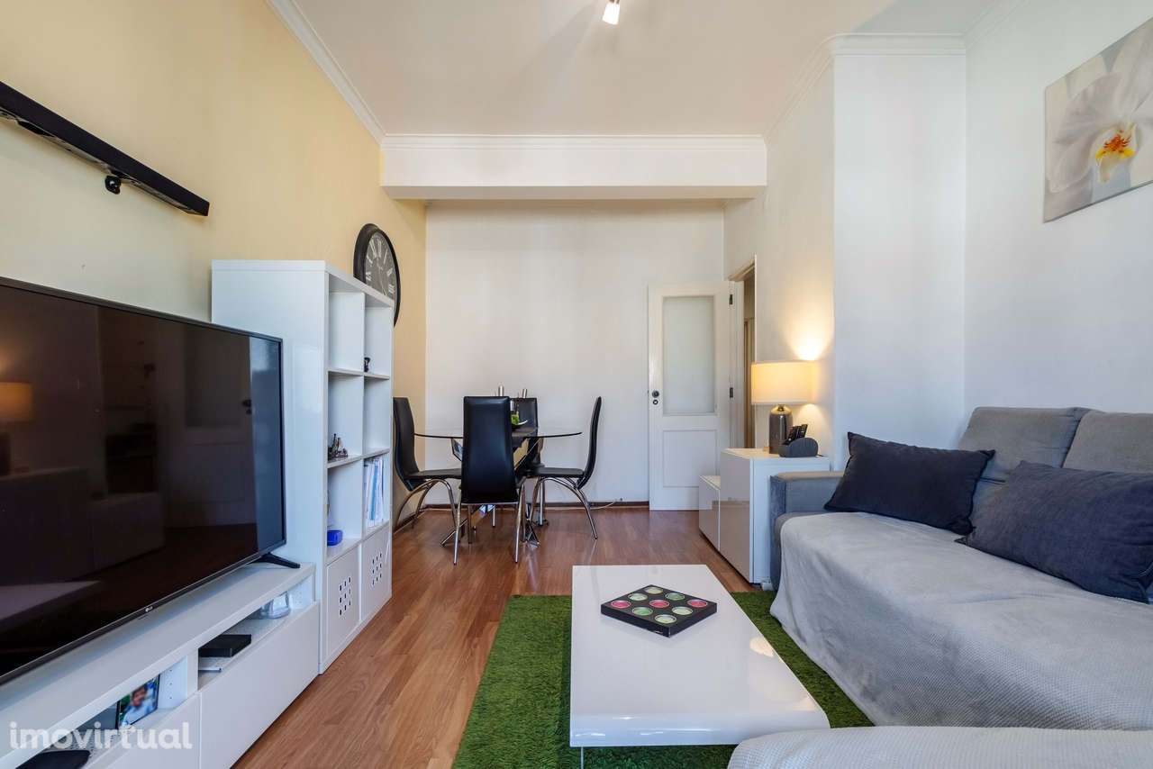 Apartamento T2 na Buraca - Pronto a habitar - Grande imagem: 3/37