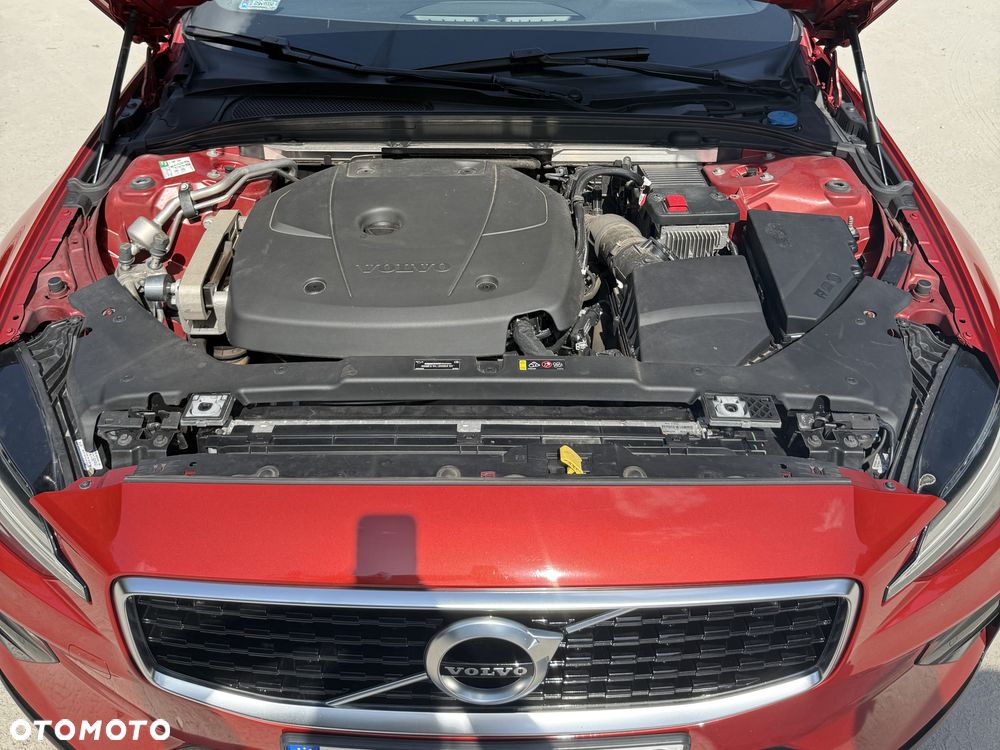 Volvo S60 T4 R-Design - 9