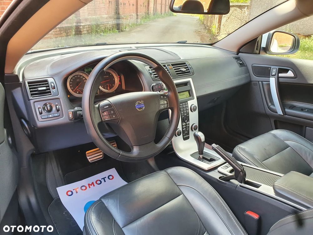 Volvo C70 D3 Momentum - 15