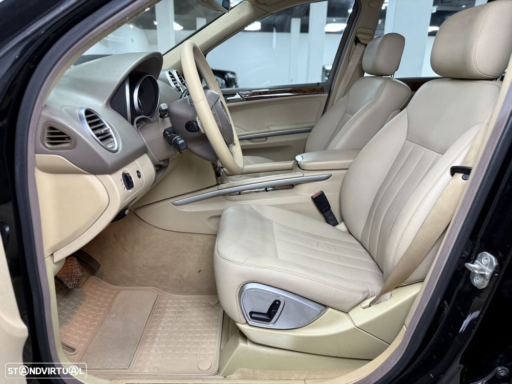 Mercedes-Benz ML 320 CDi - 12