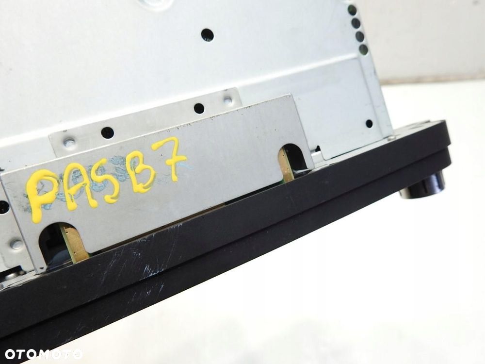 RADIO CD VW PASSAT B7 3C8035195F 7640206360 - 2