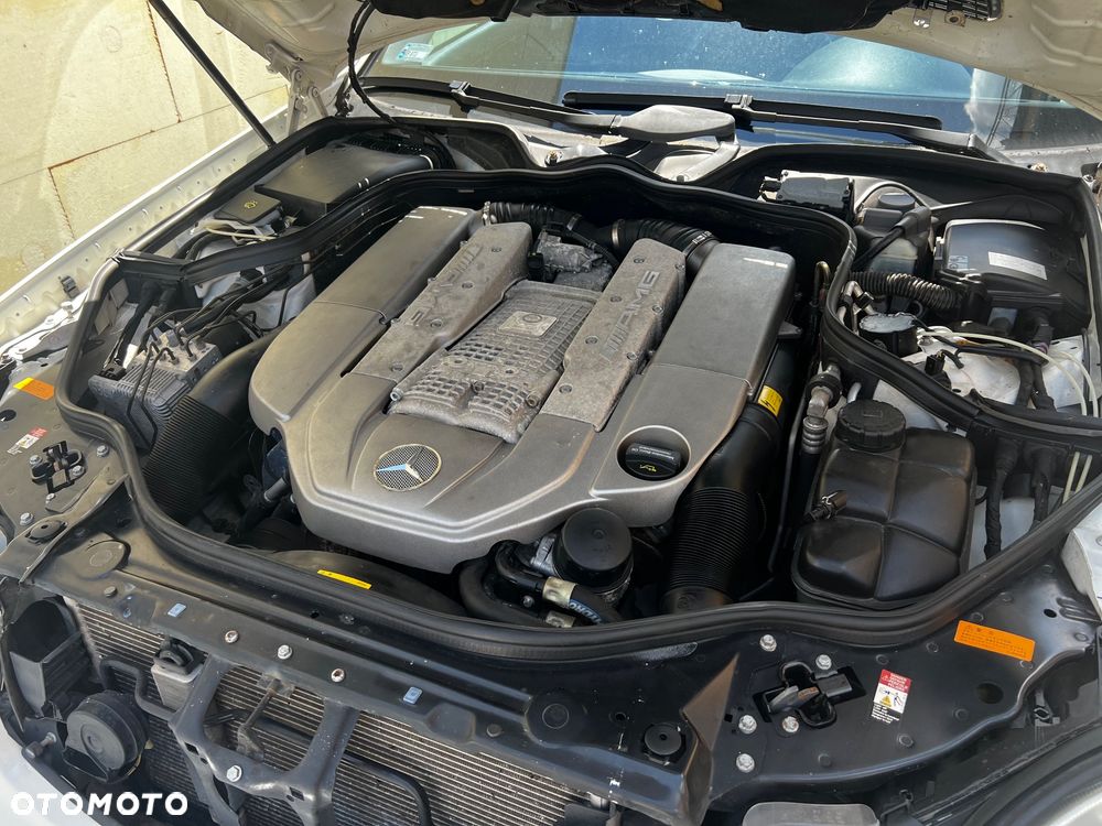 Mercedes-Benz Klasa E 55 AMG Automatik - 8