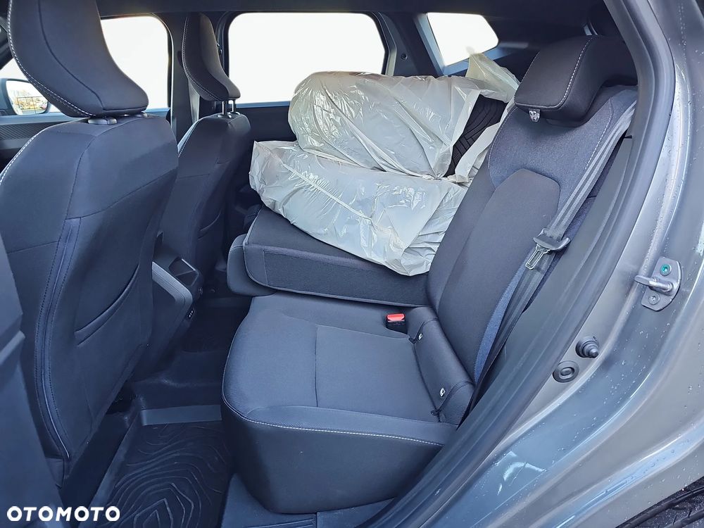 Dacia Duster 1.6 Full Hybrid 140 Journey MMT - 21