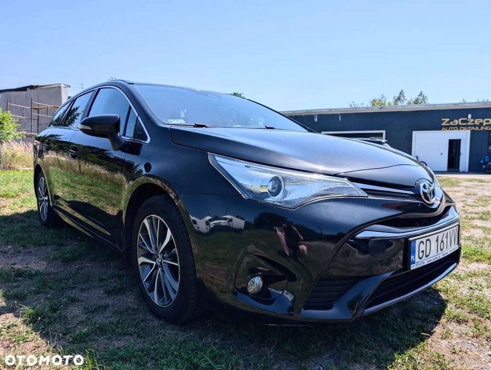 Toyota Avensis 1.8 Premium - 2