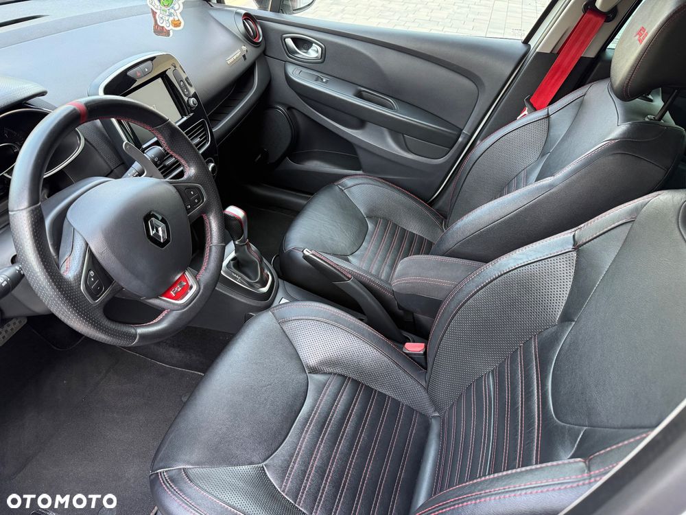 Renault Clio TCe 220 EDC R.S Trophy - 11
