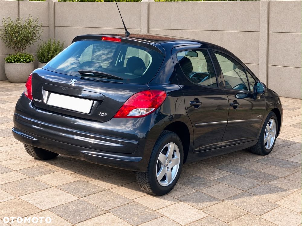 Peugeot 207 - 4