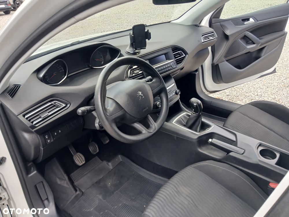 Peugeot 308 1.6 BlueHDi Active S&S - 16