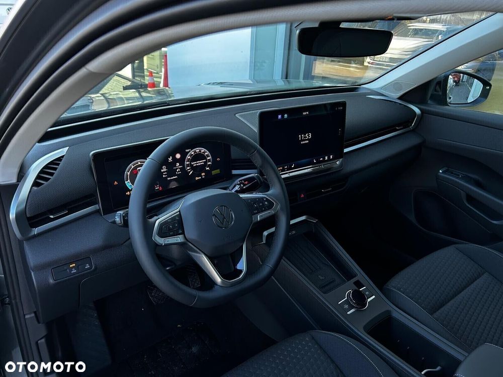 Volkswagen T-Roc - 5