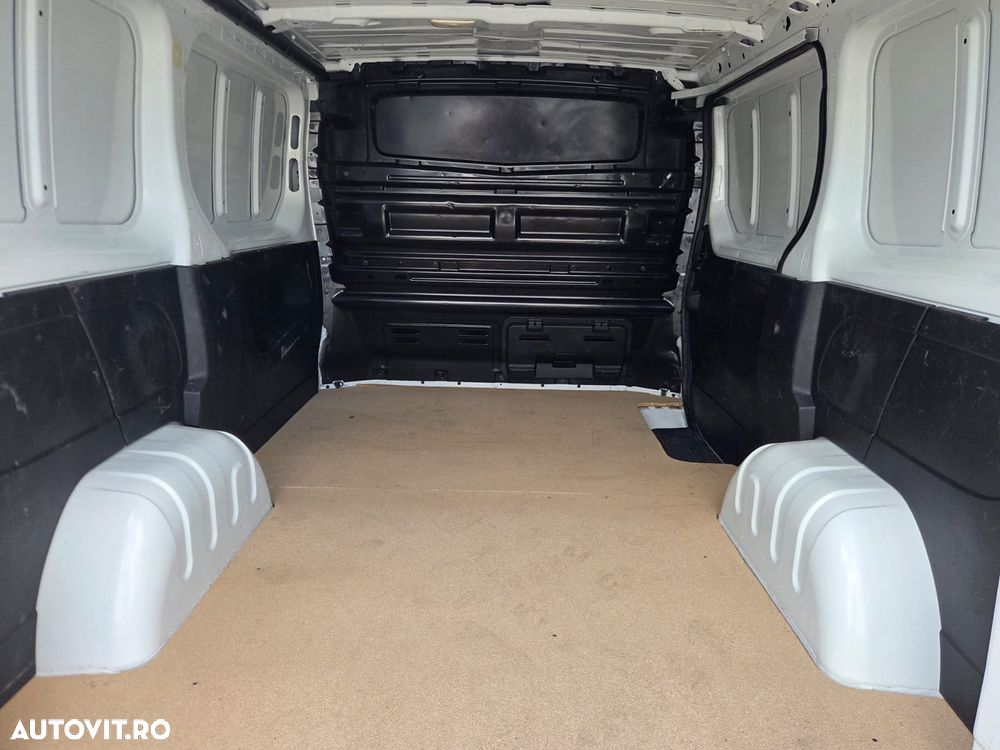 Renault Trafic L1H1 - 10