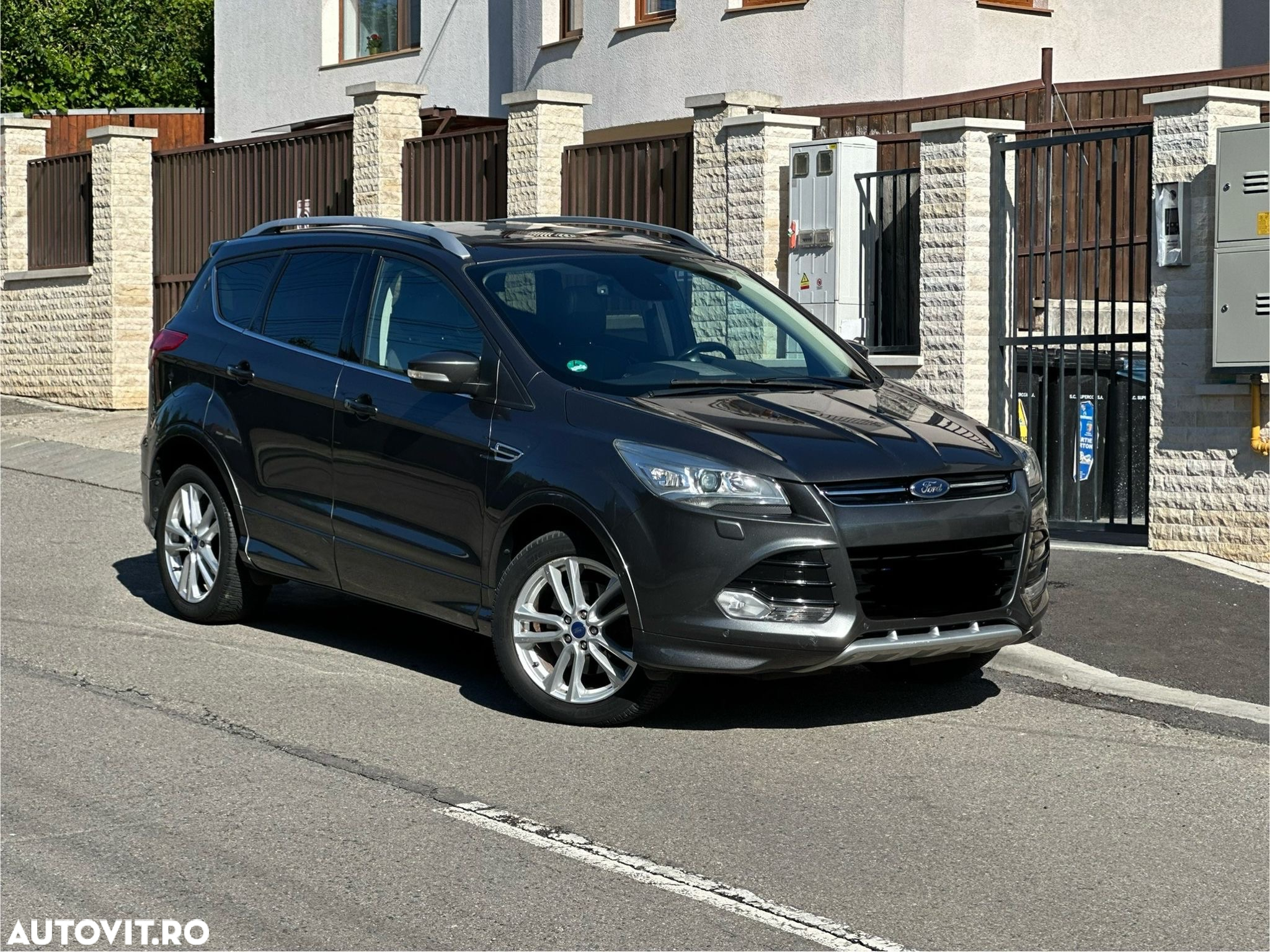 Ford Kuga 2.0 TDCi 4x4 Aut. Individual - 3