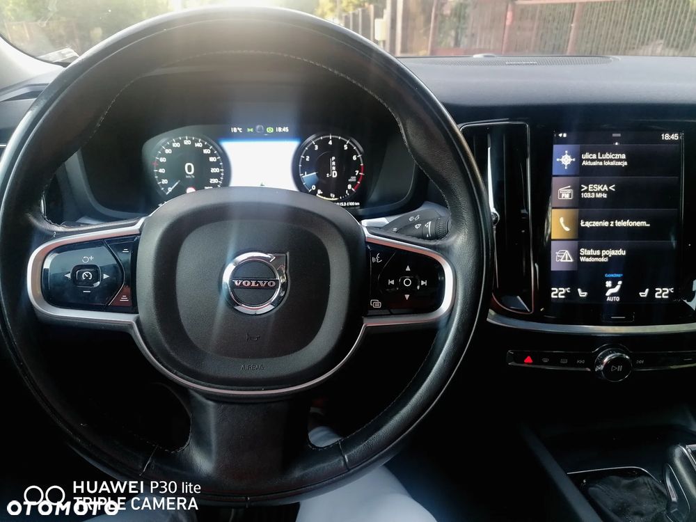 Volvo S60 T6 AWD Dynamic Edition (Momentum) - 8