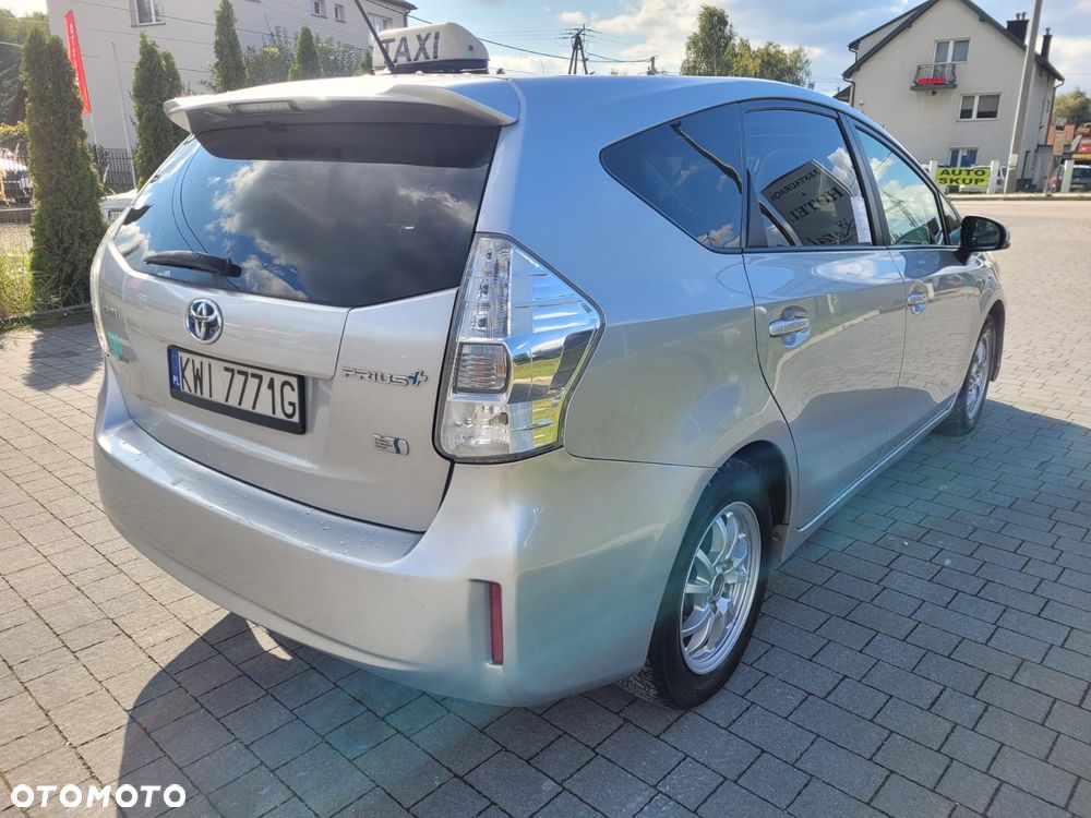 Toyota Prius+ - 8