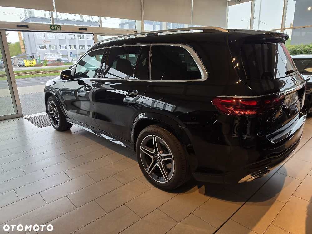 Mercedes-Benz GLS - 23