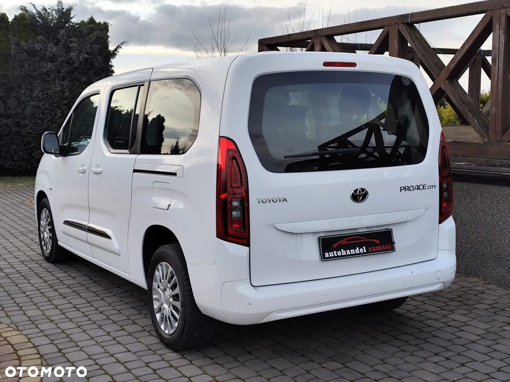 Toyota Proace City Verso Long 1.5 D-4D Family - 4