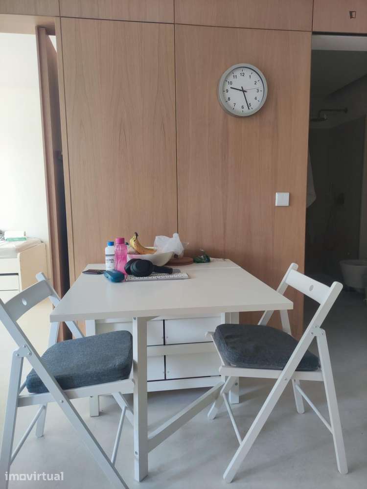 Apartamento com 1 quartos - localizado em Ramalde Porto - Grande imagem: 5/8