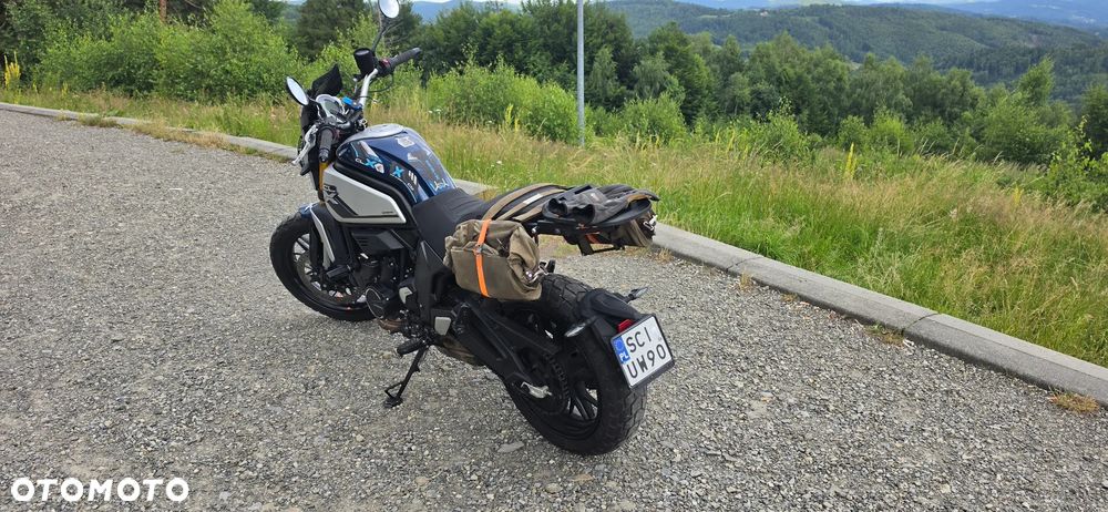 CFMoto 700CL-X Heritage - 7