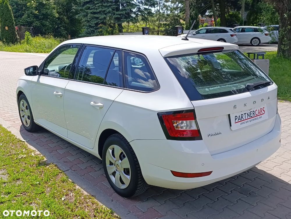 Skoda Fabia 1.0 Ambition - 6
