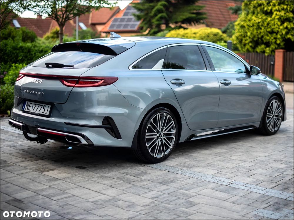Kia ProCeed - 14
