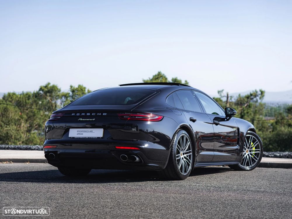 Porsche Panamera 4 E-Hybrid - 7