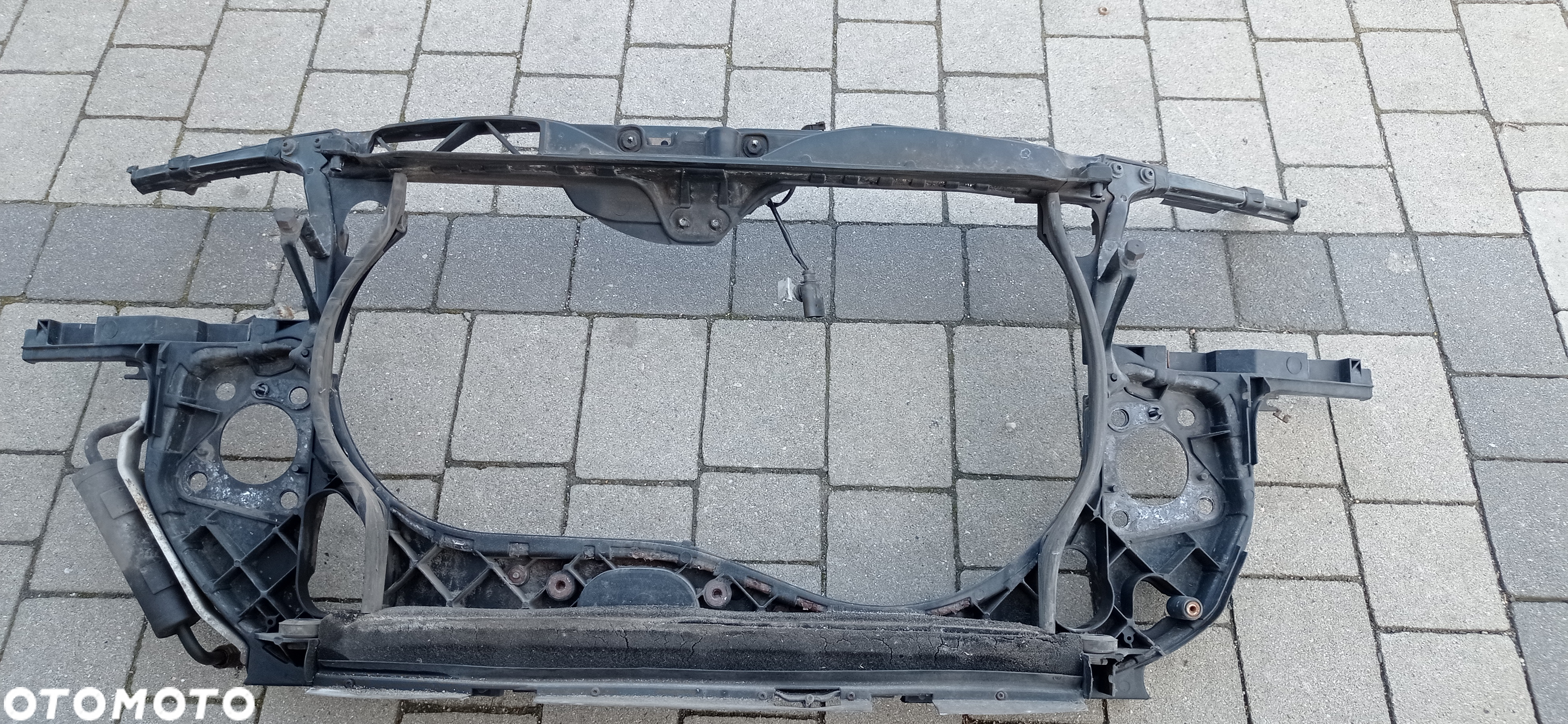 Audi A4 B6 pas przedni 20 ALT 130 KM - 3