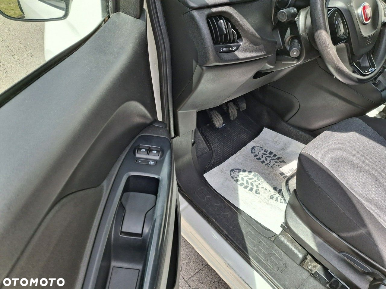 Fiat Doblo - 12