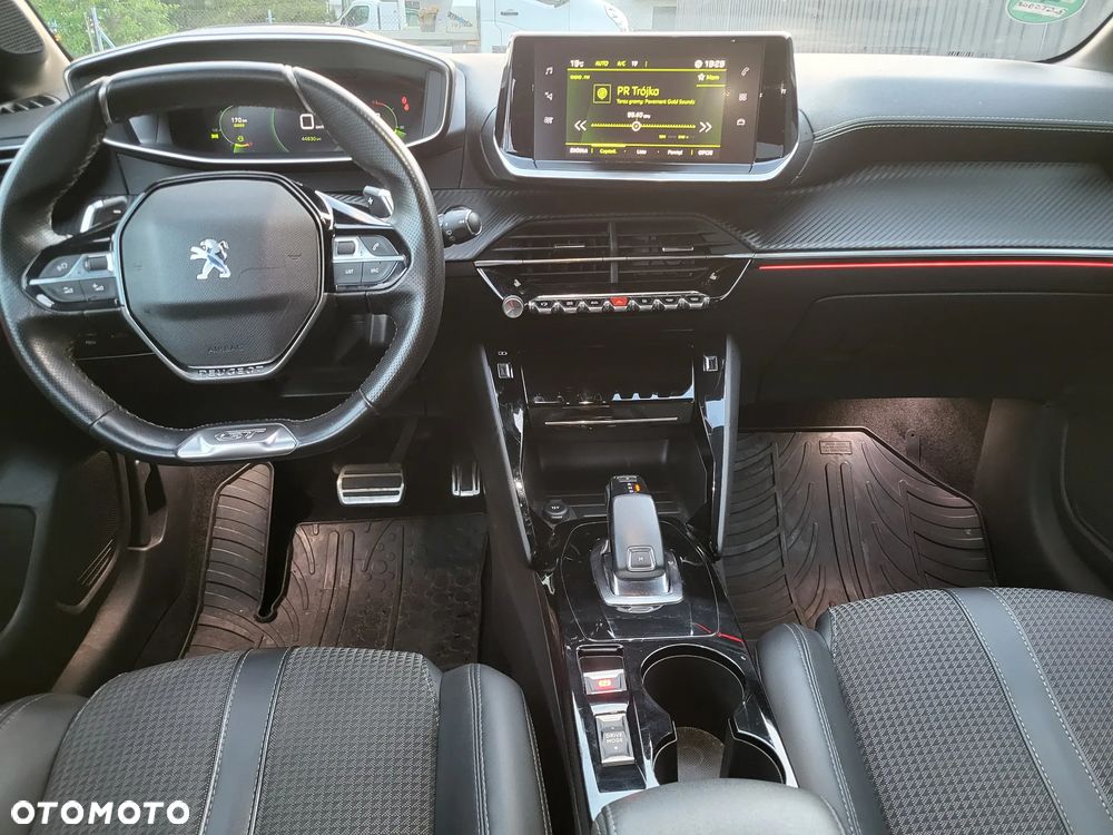 Peugeot 208 PureTech 130 EAT8 GT - 13