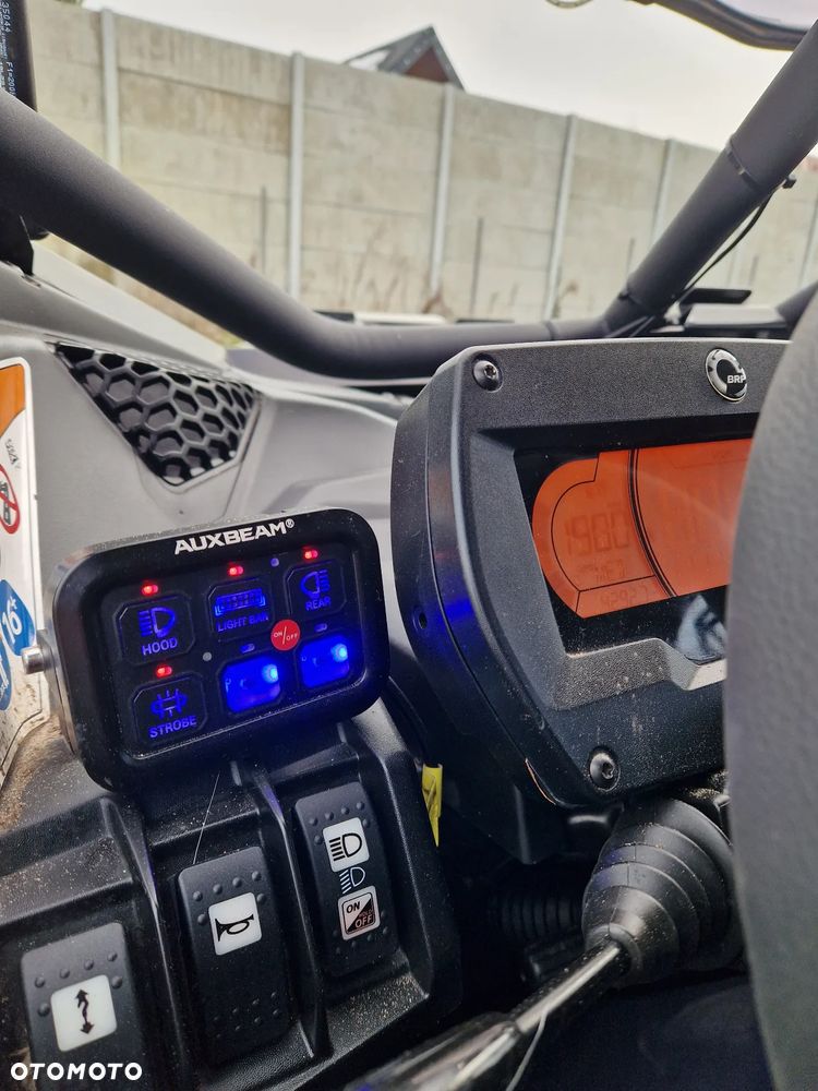 Can-Am Maverick - 27